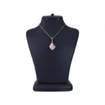 گردنبند استیل زنانه آویز لوزی نگین اشکی طلایی | xp 41491