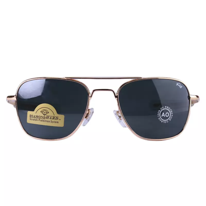 American-Optic-Sunglasses-Code-5820.31.webp عینک آفتابی امریکن مردانه فریم خلبانی طلایی 5820/3 - Image 1