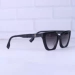 عینک آفتابی باربری زنانه فریم گربه ای استیت BE 4383/1 - Image 4