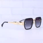 عینک آفتابی سلین زنانه فریم مربع مشکی CL 40333F/1 - Image 4