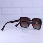 عینک آفتابی دیور زنانه فریم مربع قهوه ای پلاریزه p 2304/4 - Image 3