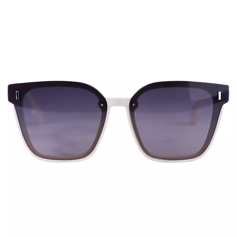 Fendi-Sunglasses-code-P-2320.31.webp عینک آفتابی فندی زنانه فریم مربع سفید P 2320/3 - Image 1