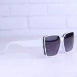 عینک آفتابی زنانه فریم مربع سفید پلاریزه P 858947/4 - Image 4