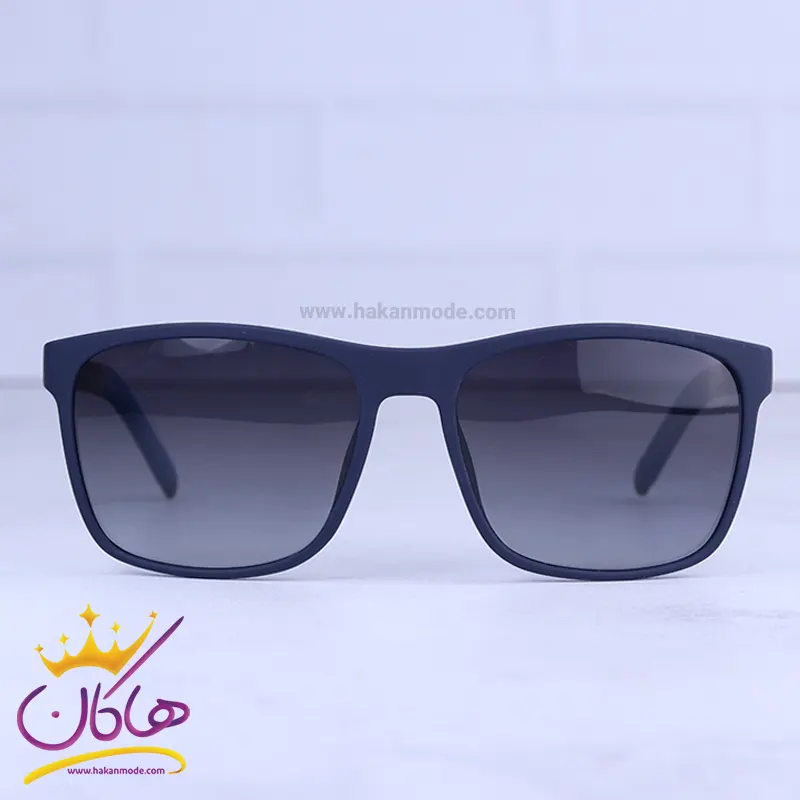 Porsche-sunglasses-code-P8657.11.webp عینک آفتابی پورشه مردانه فریم سرمه ای P8657/1 - Image 1