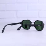 دسته عینک آفتابی ری بن فراری فریم مشکی عدسی سبز RB 3674/2