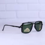 نمای کنار عینک آفتابی ری بن مردانه مشکی عدسی سبز RB 5658/3
