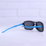عینک آفتابی سانتیاگو بچگانه فریم مشکی آبی 8200/18 - Image 3