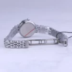 ساعت مچی سولیدا زنانه فلزی نقره ای قاب نگین دار 2129/1 - Image 2