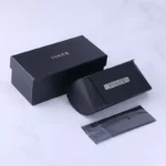 عینک آفتابی زنانه ووگ فریم مشکی شیشه قهوه ای 8869/1 - Image 5